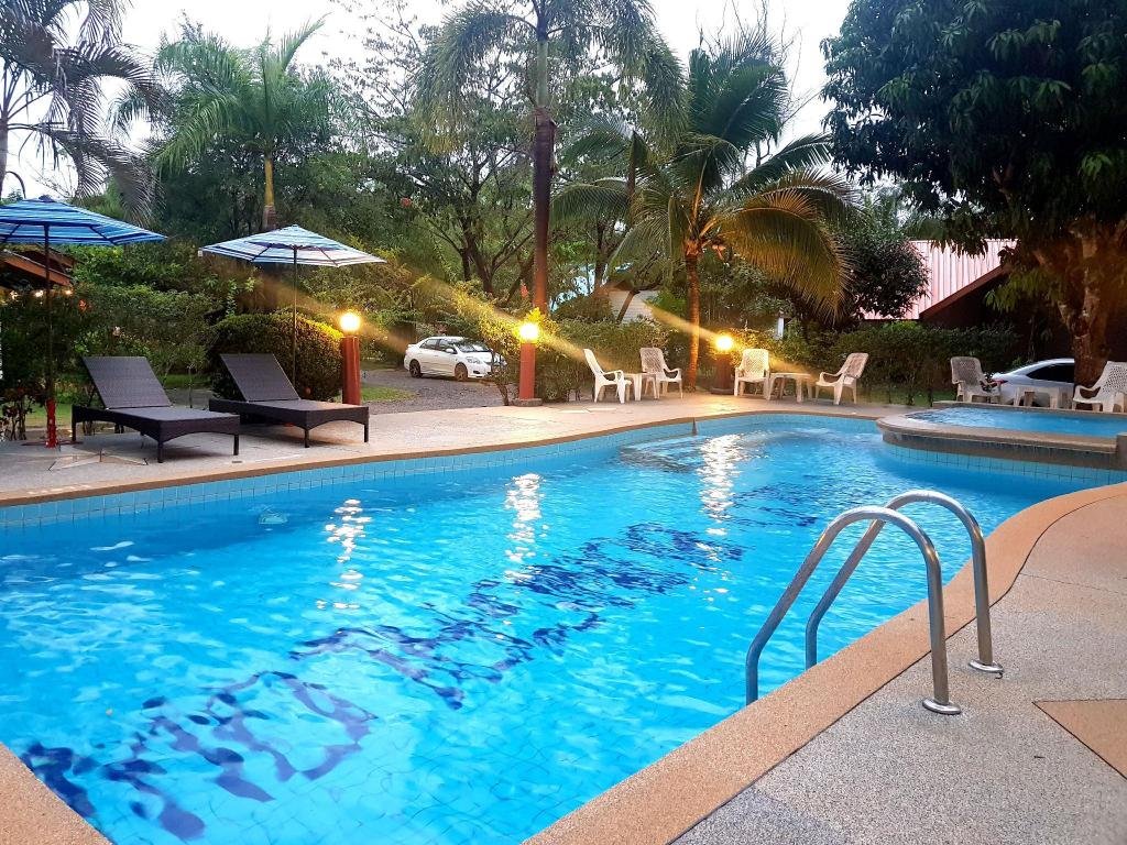 Swimming pool [outdoor], Mild Garden View Resort in Krabi