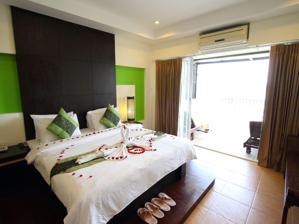 Balcony/terrace, Royal Nakara Ao Nang Hotel in Krabi
