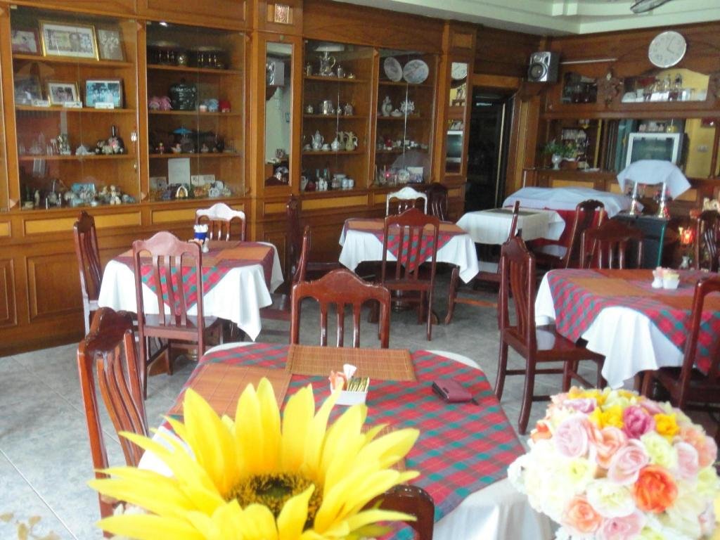 Restaurant, Thepparat Lodge Hotel in Krabi
